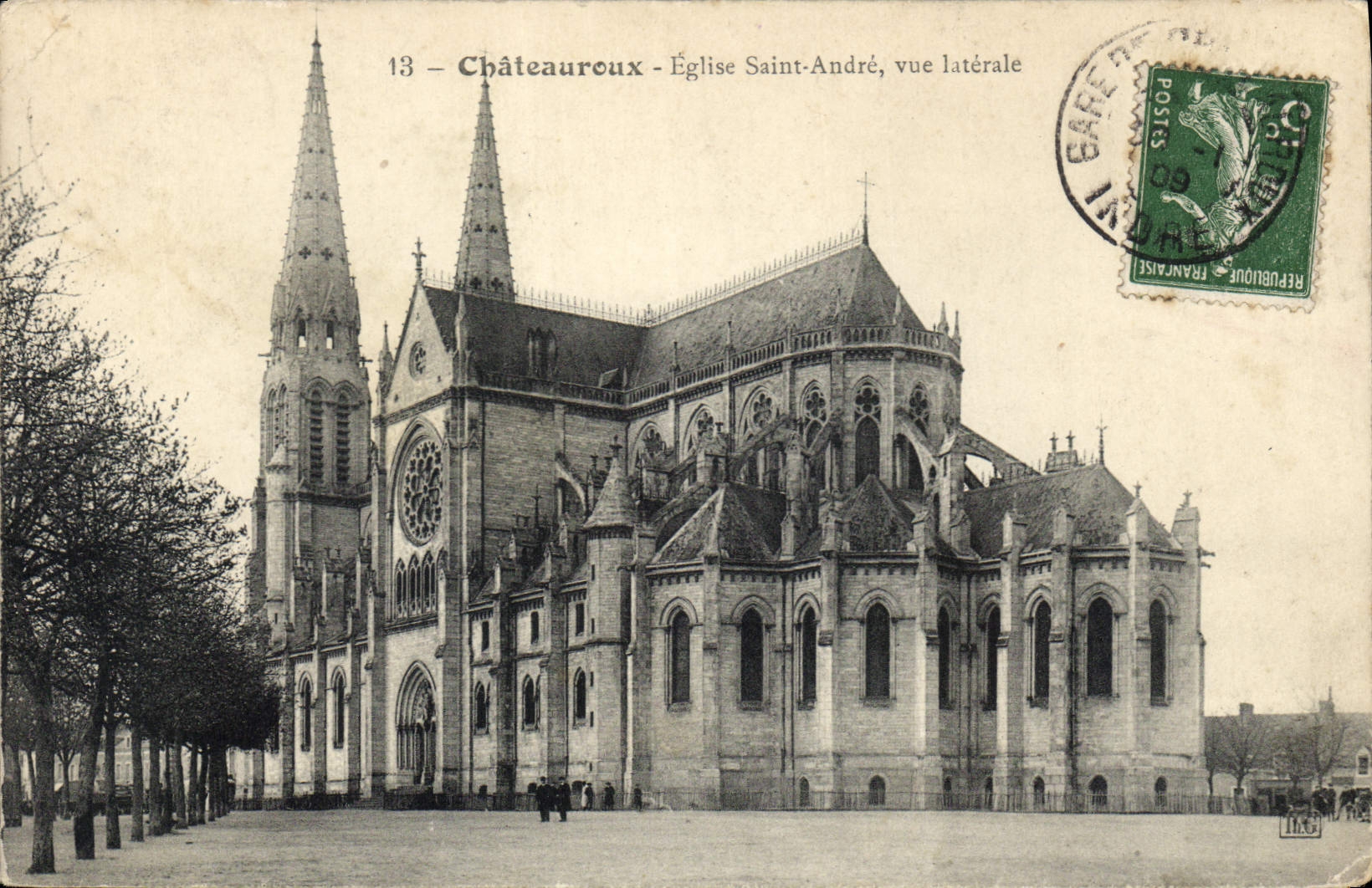 Châteauroux — Église Saint-André, vue latérale — Éditeur inconnu, n° 13