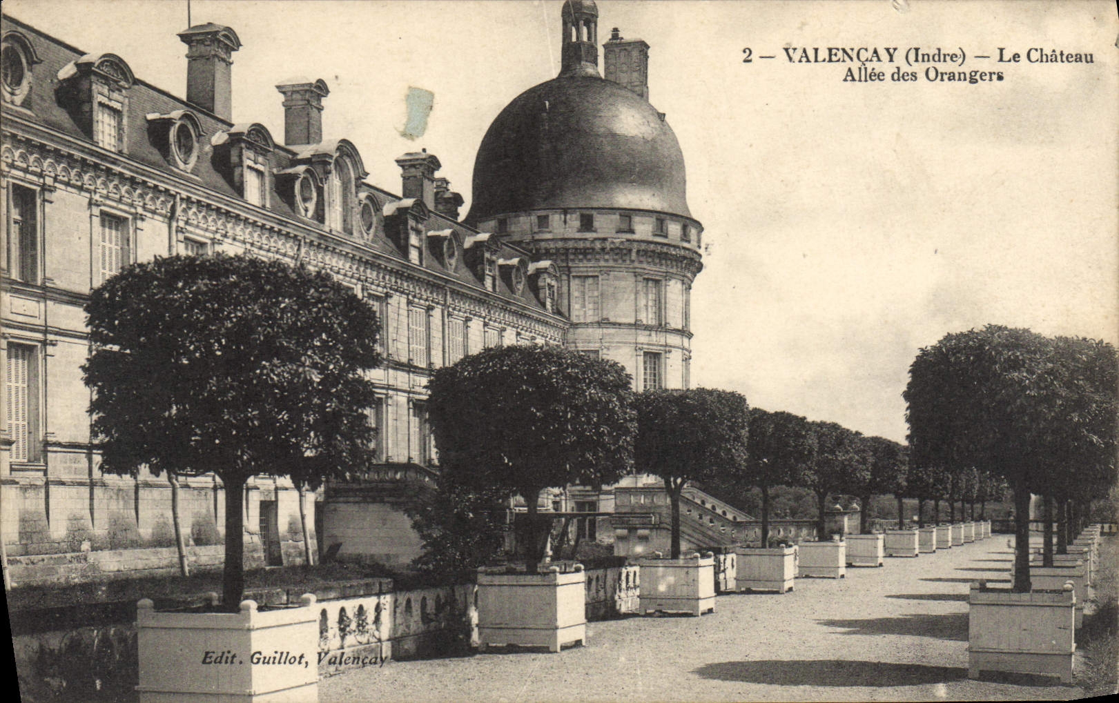 Valençay (Indre) — Le Château — Allée des Orangers — Edit. Guillot, Valençay