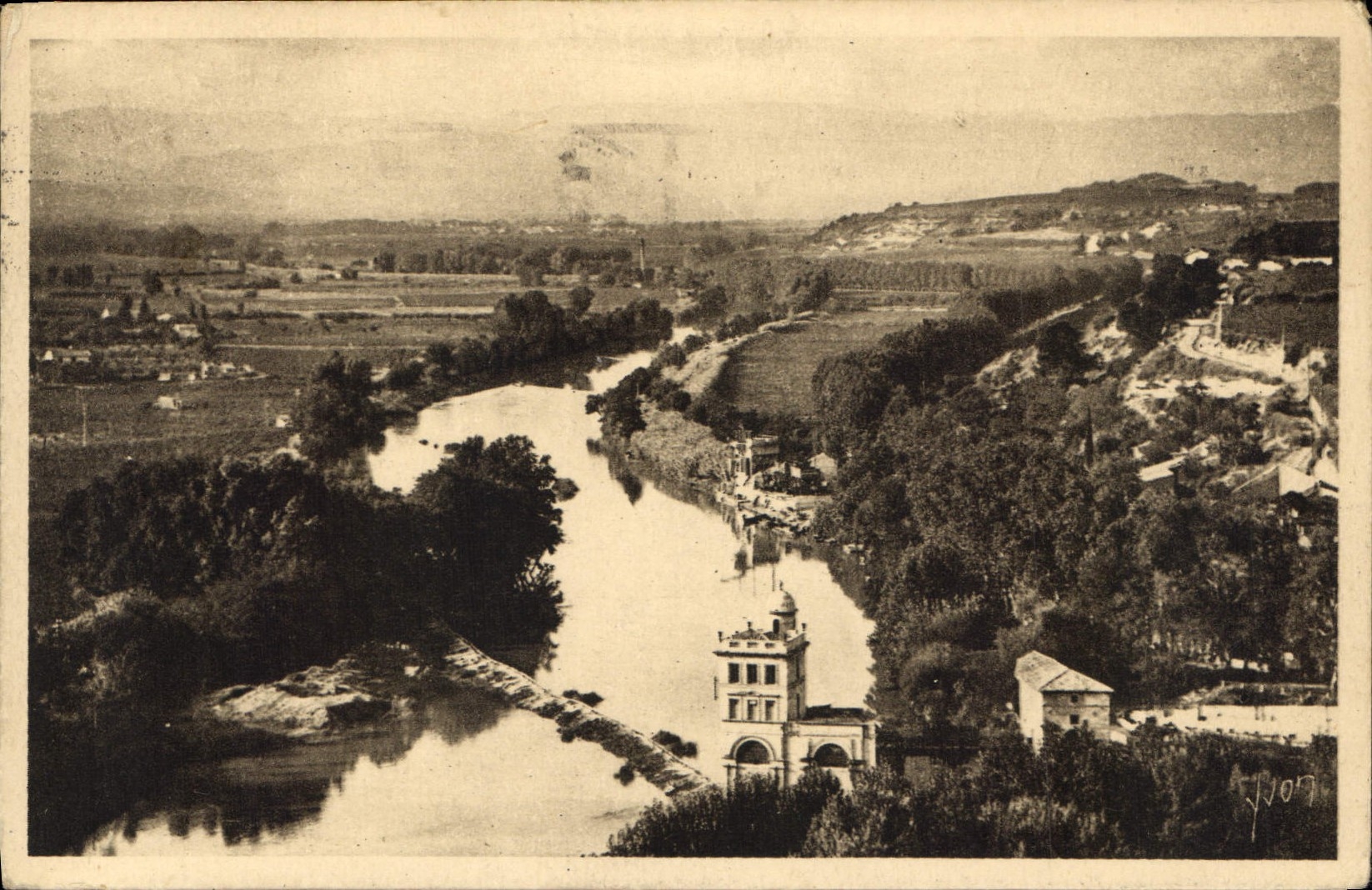 Béziers — Vue magnifique sur la Vallée de l'Orb — La Douce France