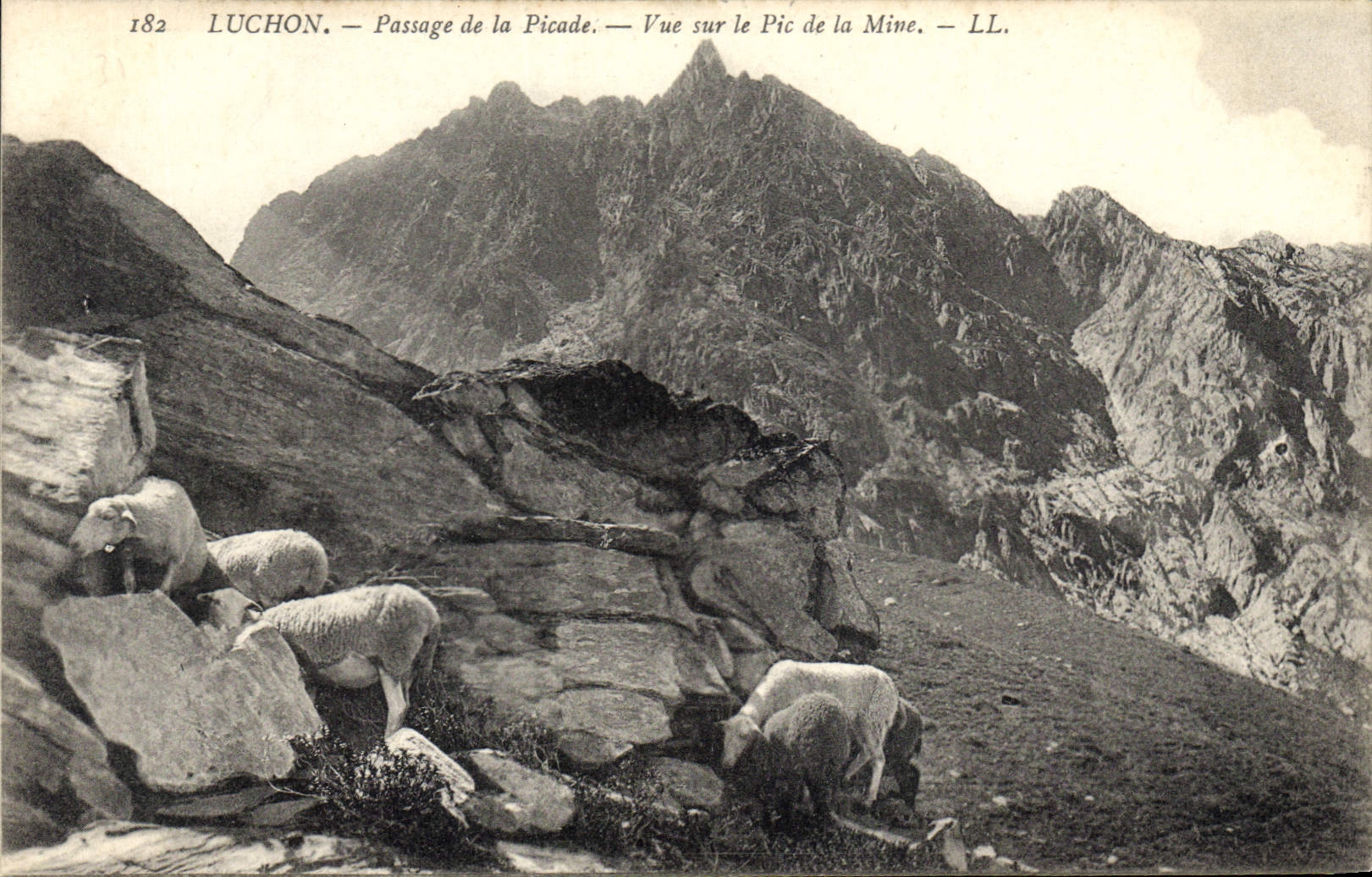 Luchon — Passage de la Picade — Vue sur le Pic de la Mine — LL.