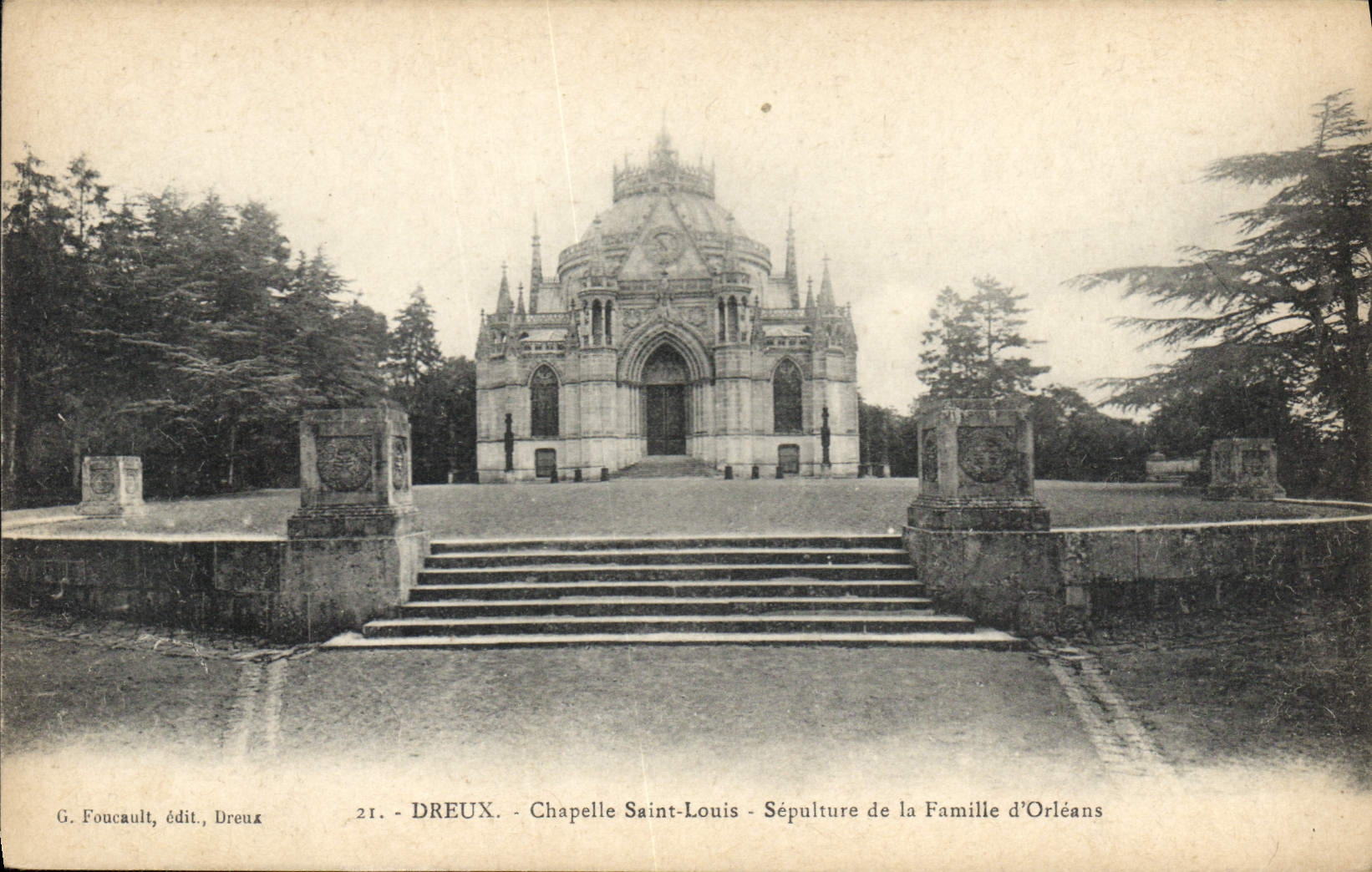 Dreux - Chapelle Saint-Louis - Sépulture de la Famille d'Orléans — G. Foucault, édit., Dreux, n°21