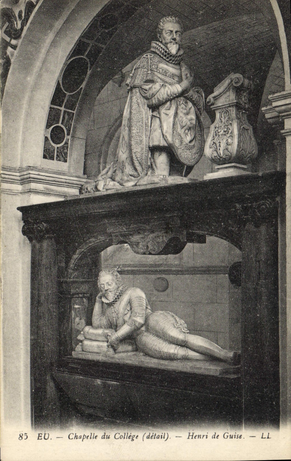 CPA EU Chapelle du College detail Henri de Guise 