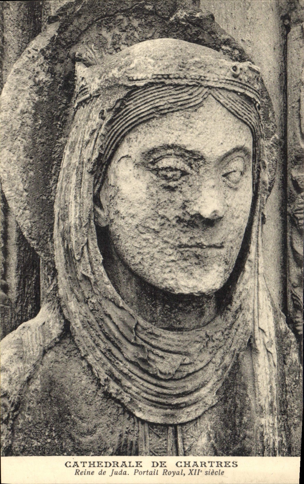 Reine de Juda — Portail Royal de la Cathédrale de Chartres — XIIe siècle