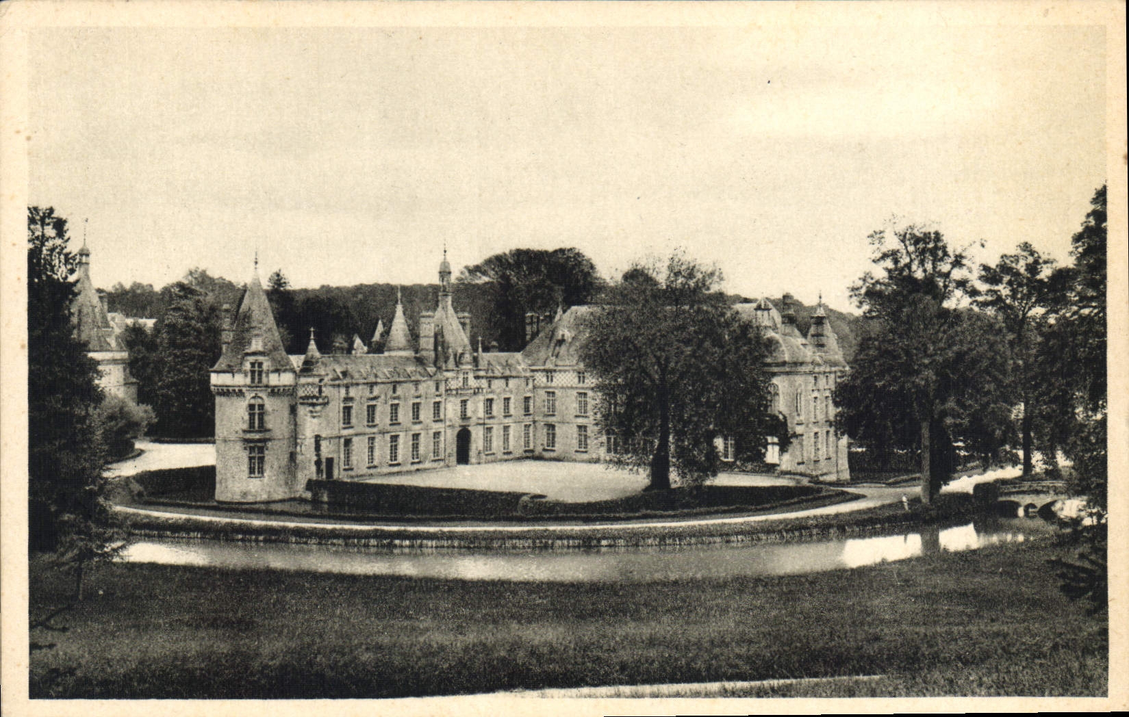 Château d'Esclimont-Si-Symphorien — Eure-et-Loir — éditeur non identifié