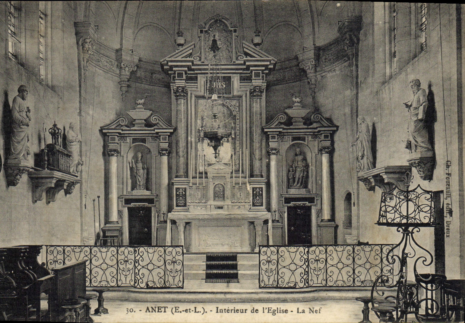 Anet (E.-et-L.) — Intérieur de l'Église - La Nef — Ch. Pouvant, Dreux, n°30