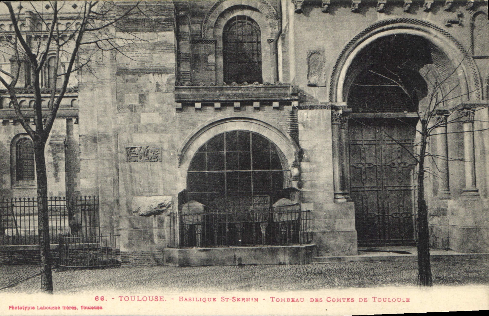 Toulouse - Basilique Saint-Sernin - Tombeau des Comtes de Toulouse