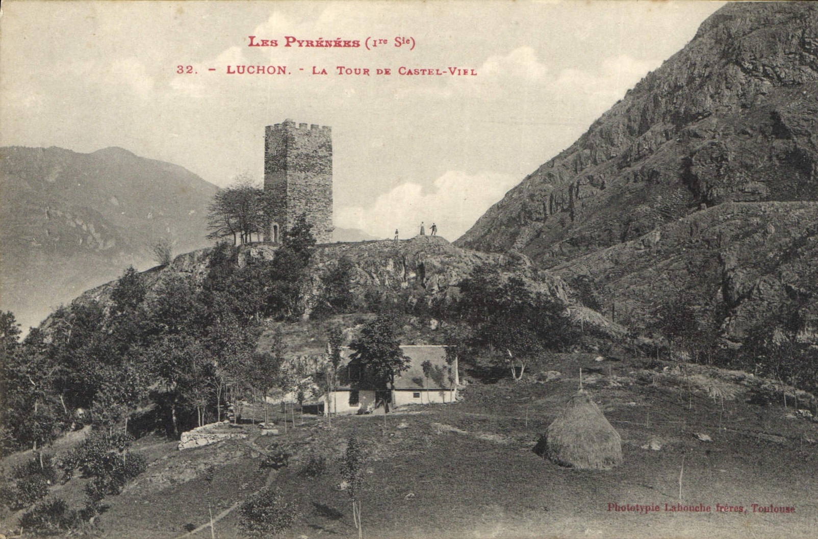 Luchon - La Tour de Castel-Viel — Les Pyrénées (1re Série) — Phototypie Lahouche frères, Toulouse