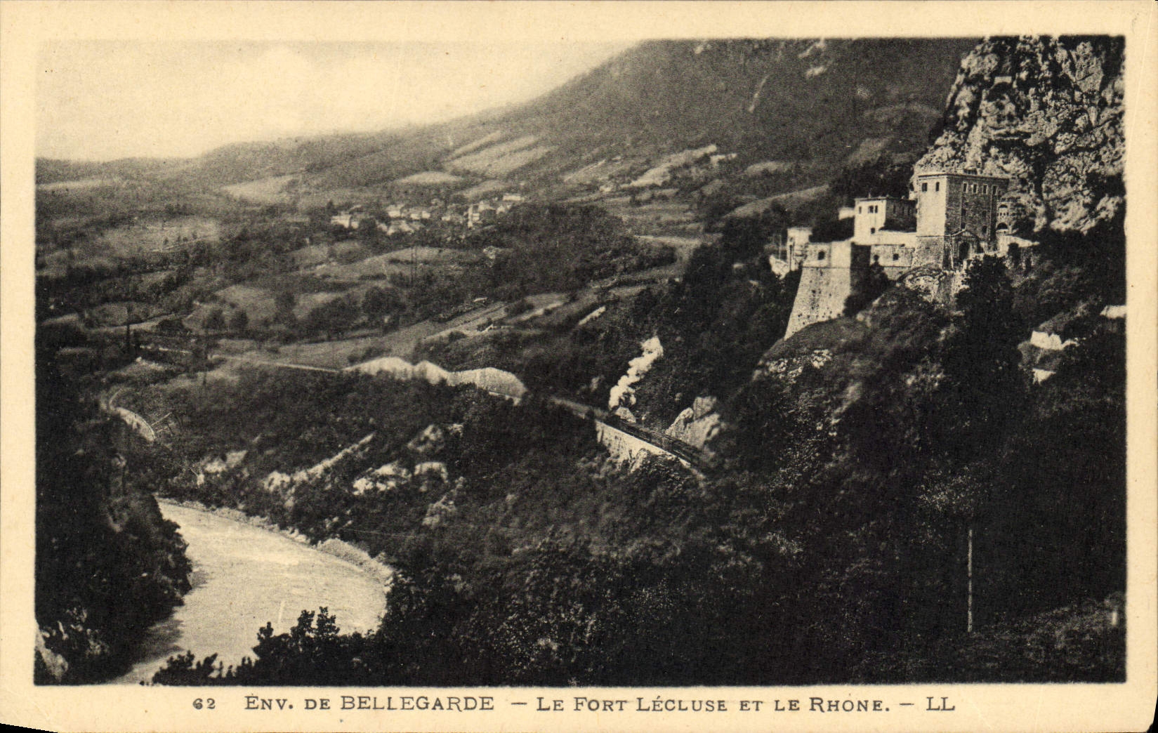 CPA Env de Bellegarde Le Fort Lecluse et le Rhone 