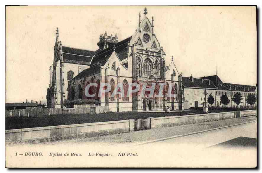 CPA Bourg Eglise de Brou la facade 