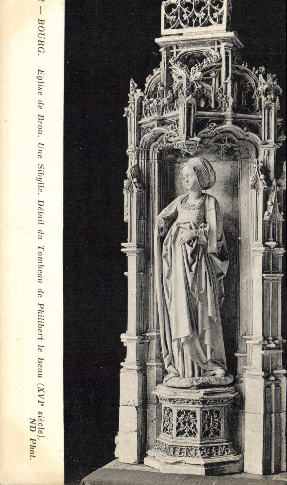 CPA Bourg Eglise de Brou Une Sibylle detail du Tombeau de Philibert le Beau XVI siecle 