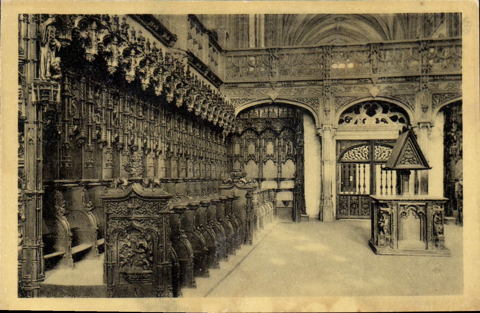 Église de Brou - Les stalles côté sud — Édition des Monuments Historiques, Paris