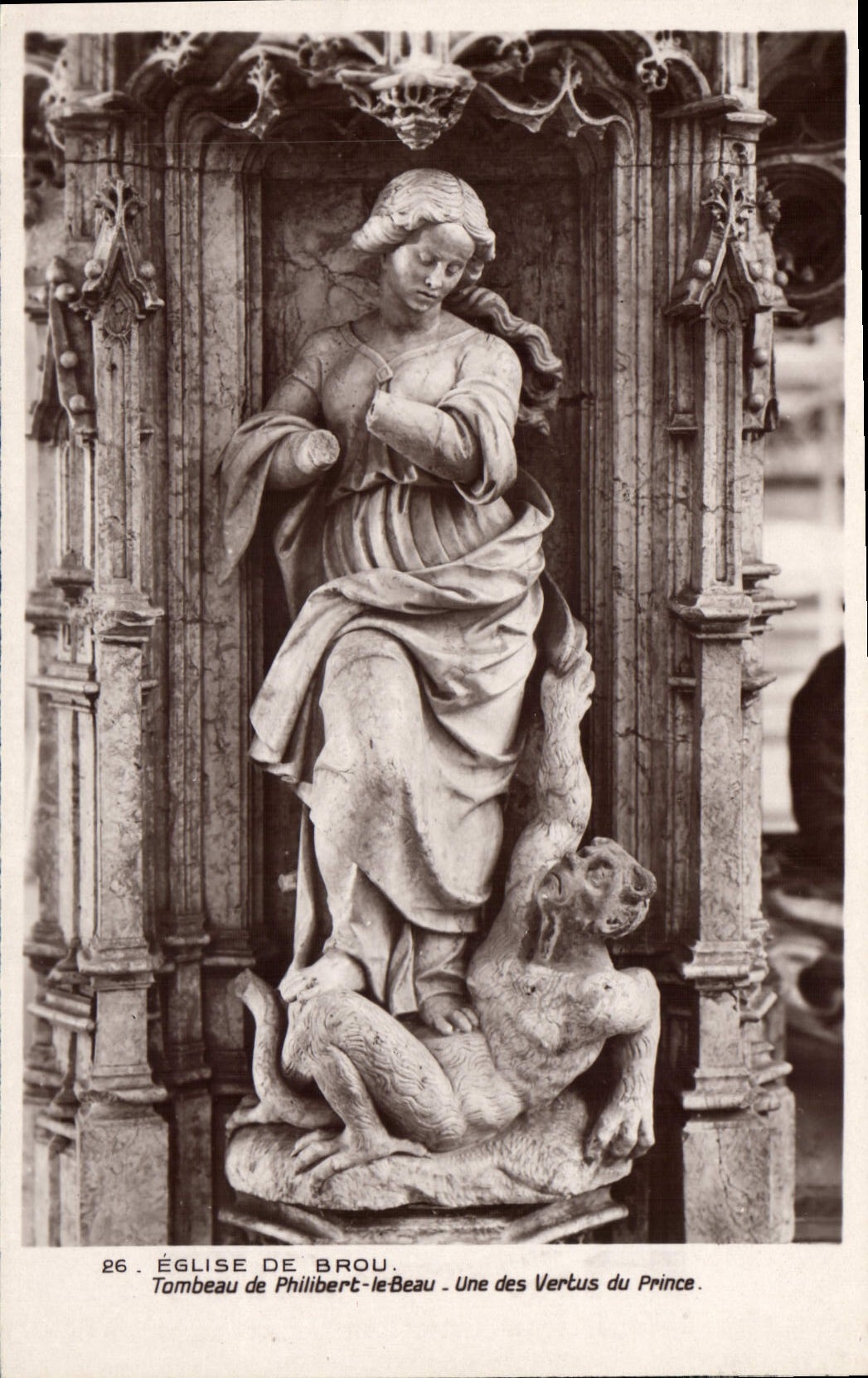 Église de Brou — Tombeau de Philibert-le-Beau — Une des Vertus du Prince — Éditeur : Monuments Historiques de France, n° 26