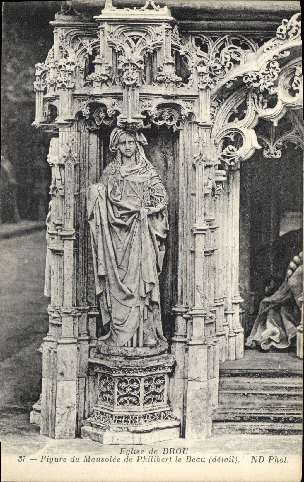 CPA Eglise de Brou Figures du Mausolee de Philibert le Beau detail 
