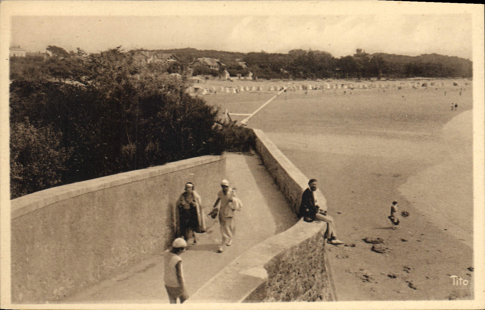 Saint-Georges-de-Didonne — Die Strände — Der Weg der Promenade — Verlag Tito