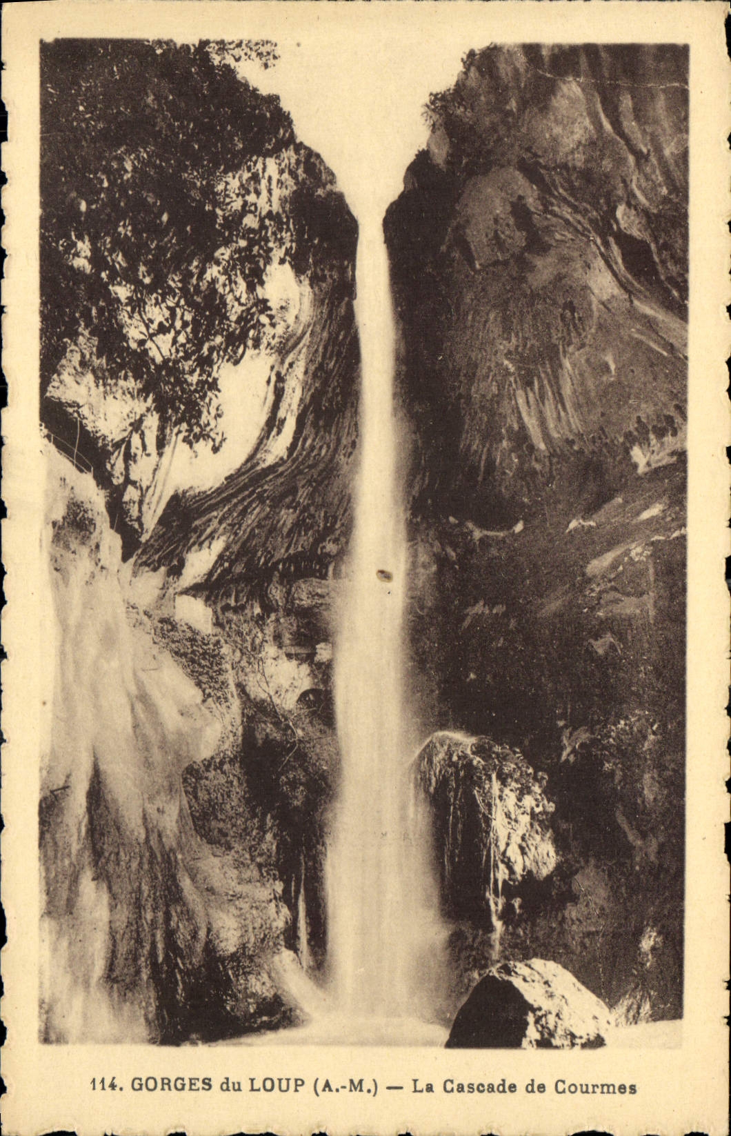 Gorges du Loup (A.-M.) — La Cascade de Courmes — Munier, Éditeur d'Art, Nice