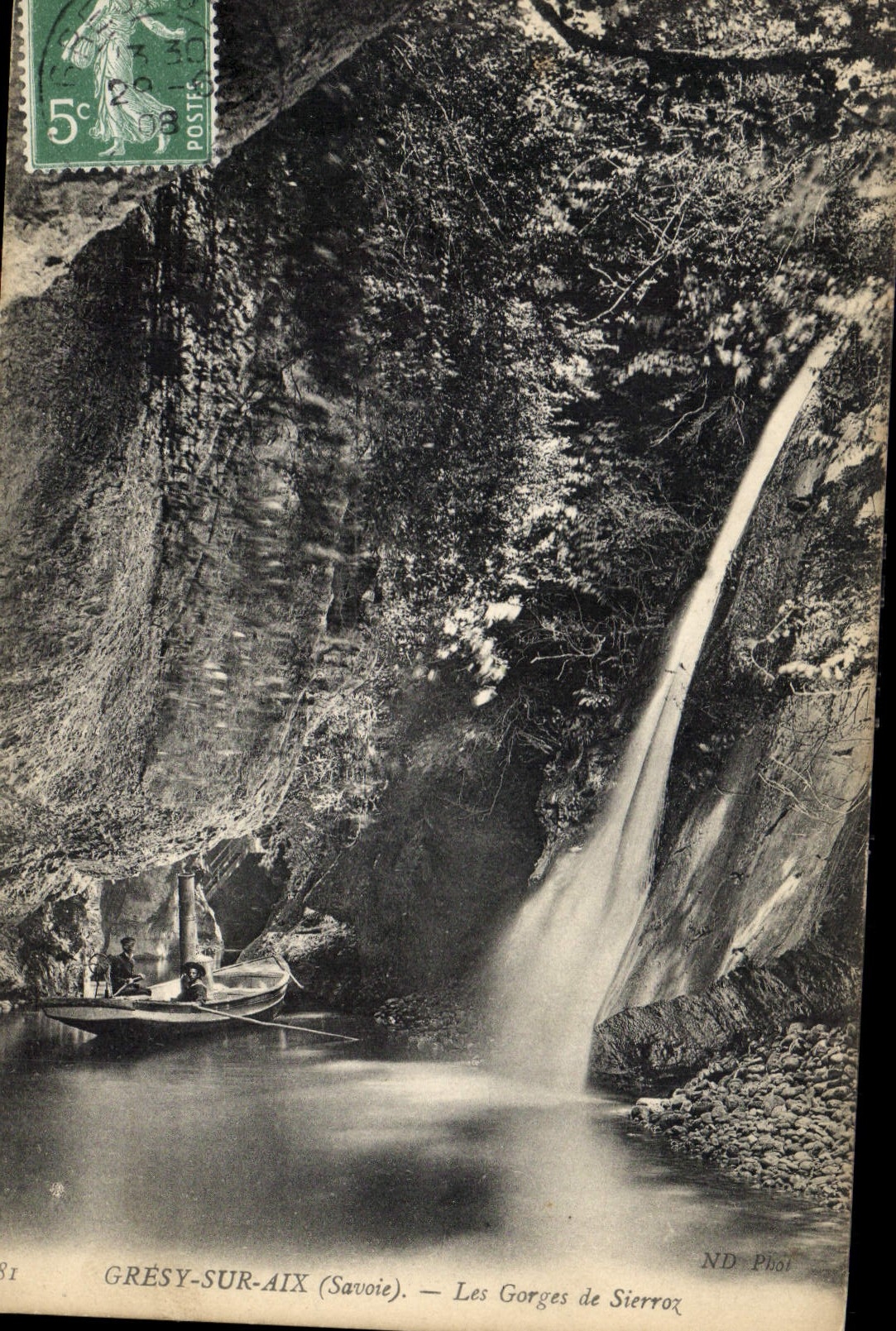 CPA Gresy sur Aix Savoie les Gorges de Sierroz Bateau