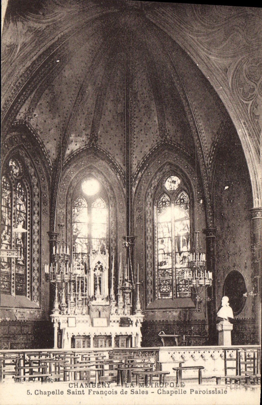 CPA Chambery la Metropole Chapelle Saint Francois de Sales Chapelle Paroissiale 