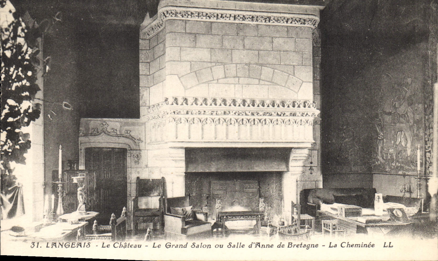 CPA Langeais le Chateau le Grand Salon ou Salle d'Anne de Bretagne la Cheminee 