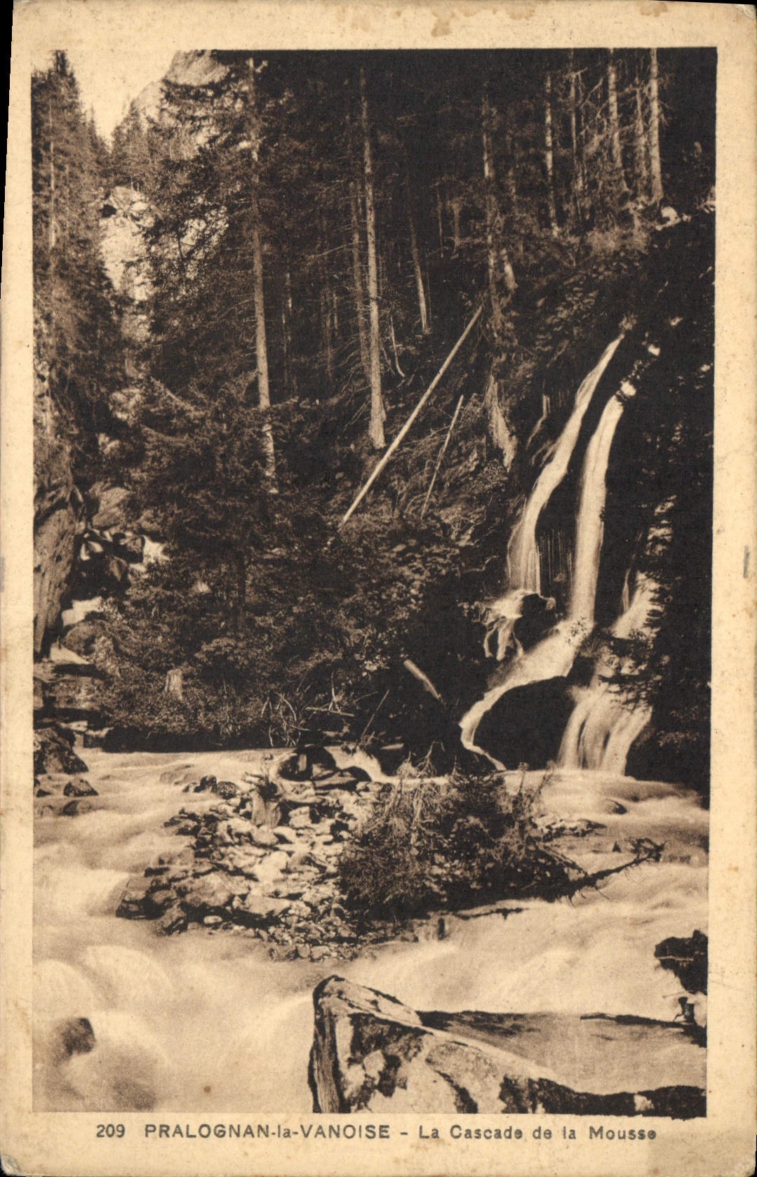 Pralognan-la-Vanoise — Ansicht der Mousse-Wasserfälle — Photo Dauphine, n°209