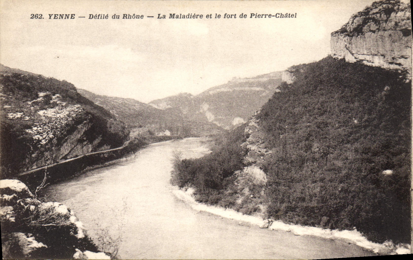 CPA Yenne Defile du Rhone la Maladiere et le fort de Pierre Chatel 