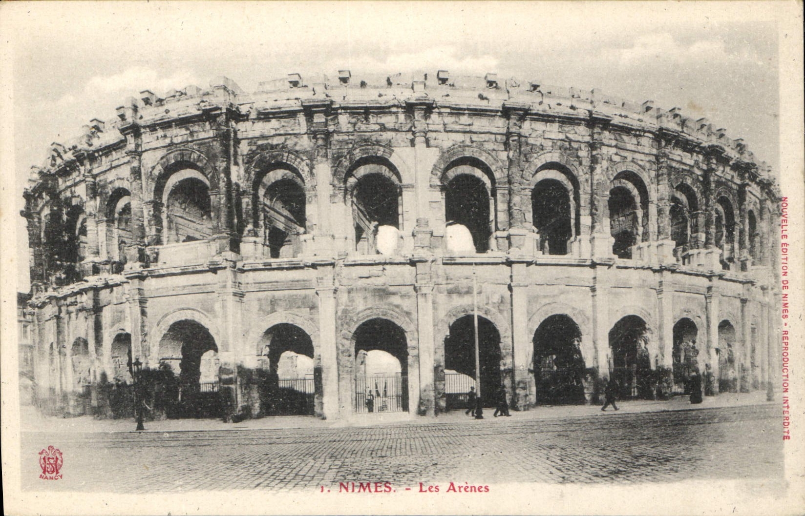 Nîmes - Les Arènes — Nouvelle édition de Nîmes, reproduction interdite