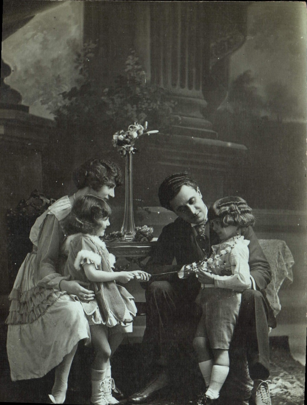 CPA Femme Enfants
