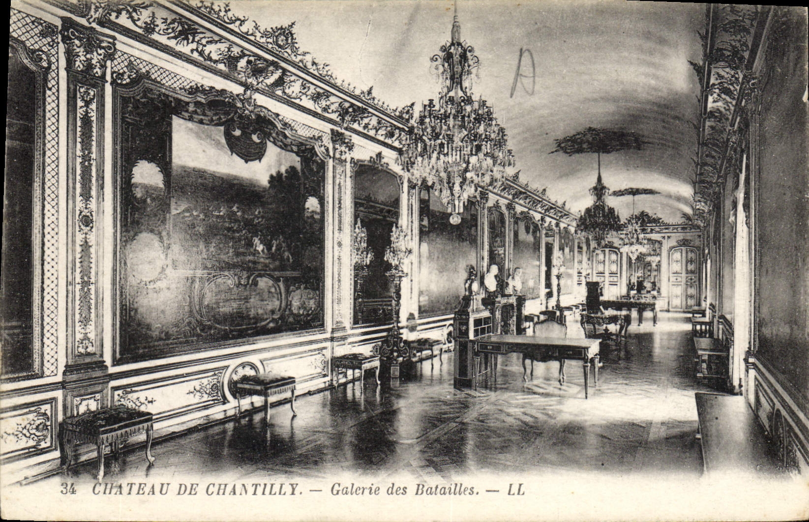 CPA Chateau de Chantilly Galerie des Batailles 