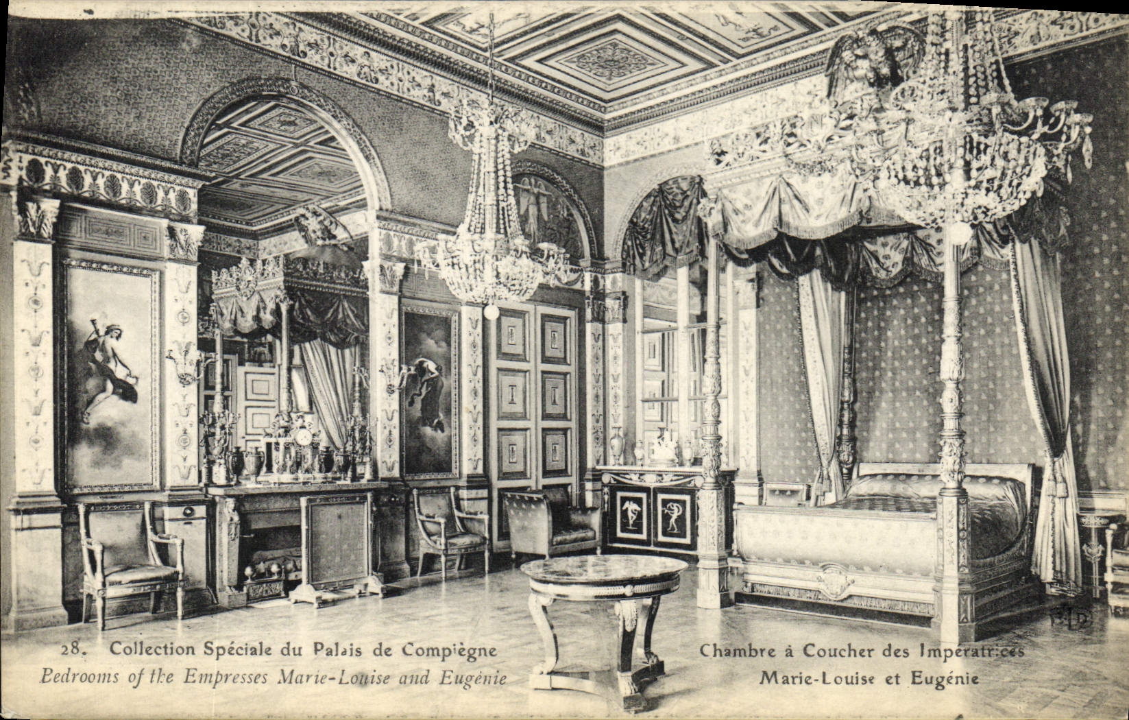 CPA Collection speciale du Palais de Compiegne Chambre a Coucher des Imperatrices 