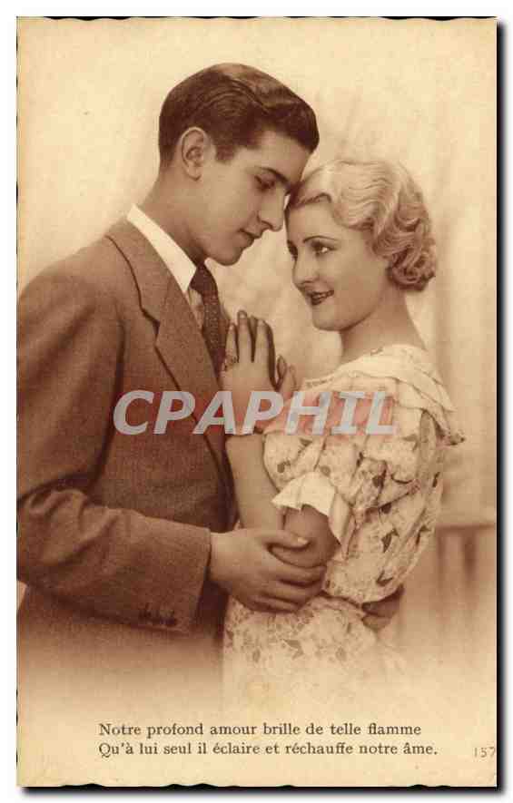 CPA Notre profond amour brille de telle flamme qu'a lui seul il eclaire et rechauffe notre ame Femme