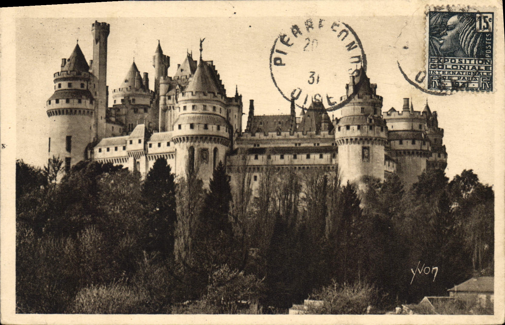 Château de Pierrefonds — Oise — Éditeur Yvon, n°60