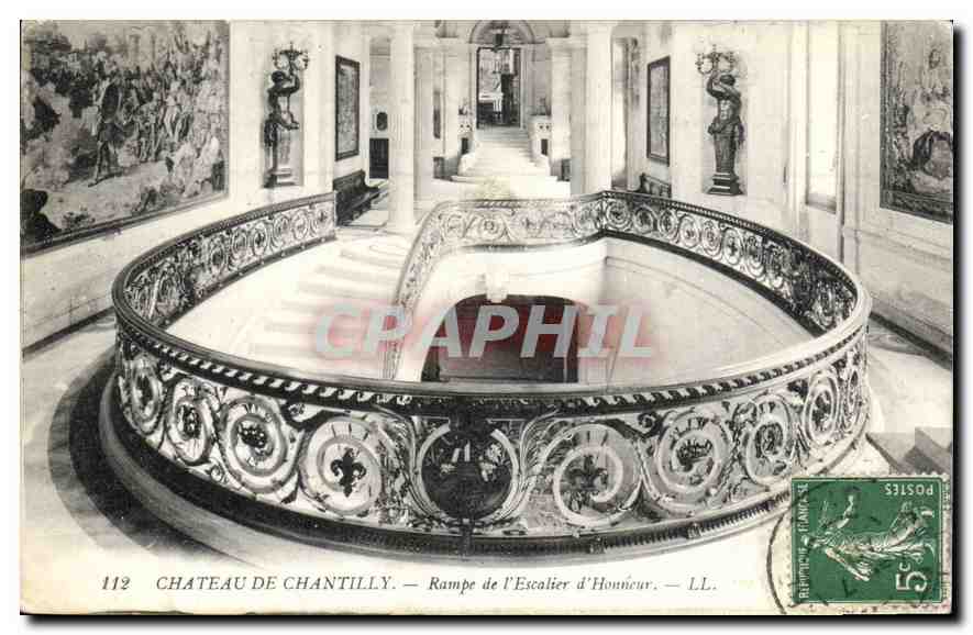 CPA Chateau de Chantilly Rampe de l'Escalier d'Honneur 