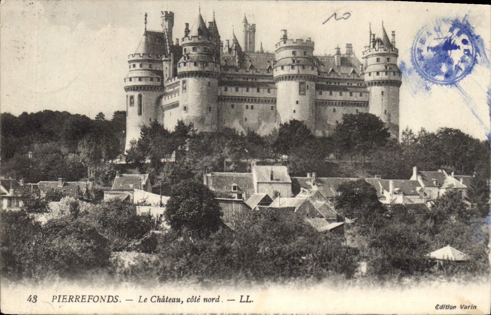 CPA Pierrefonds le Chateau cote nord 