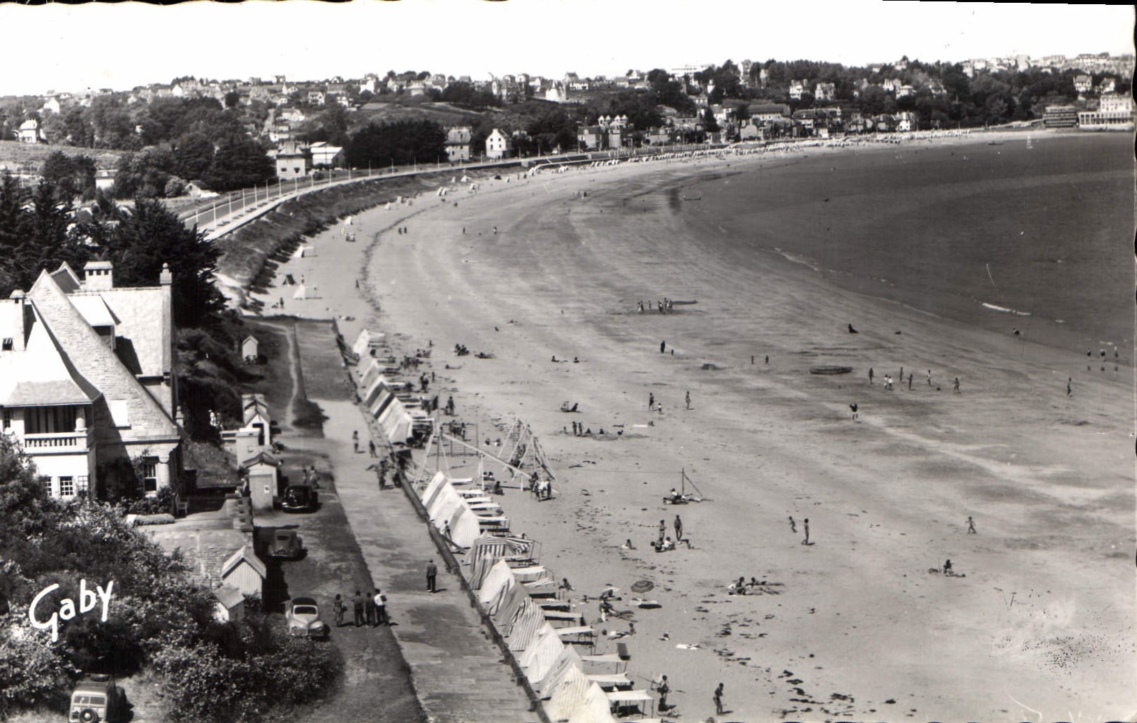 CPA Saint Cast C du N la Plage vers la Pointe de l'Isle 