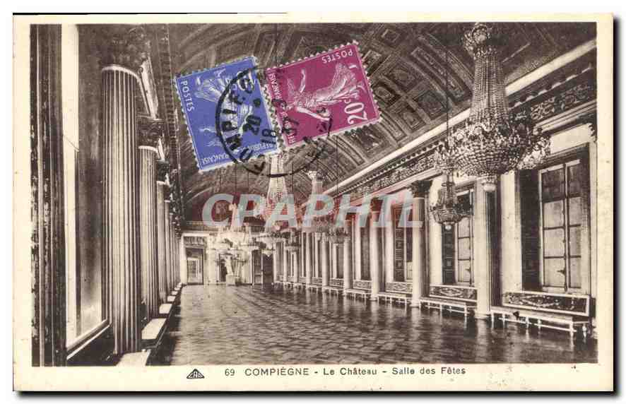 CPA Compiegne Le Chateau Salle des Fetes 