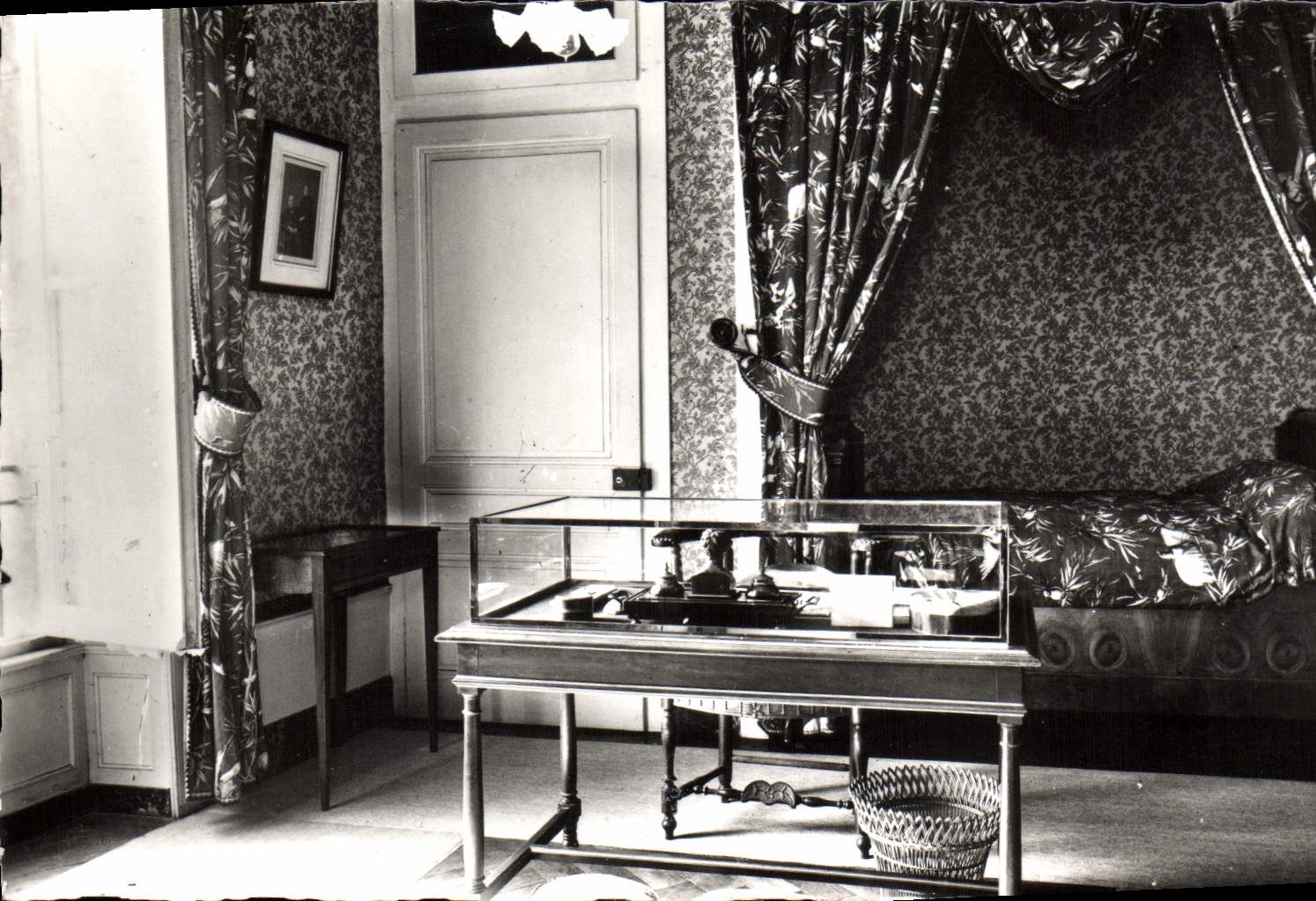 Chambre à coucher de Pasteur — Maison paternelle de Pasteur (1880) — Les Éditions de l'Est, Arbois