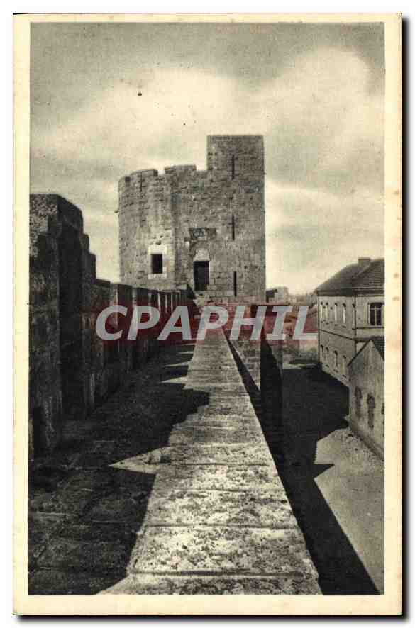 Aigues-Mortes (Gard) — Forte de la Marine et Chemin de ronde — éditeur Sart. Commercial Monument Historiques, Paris
