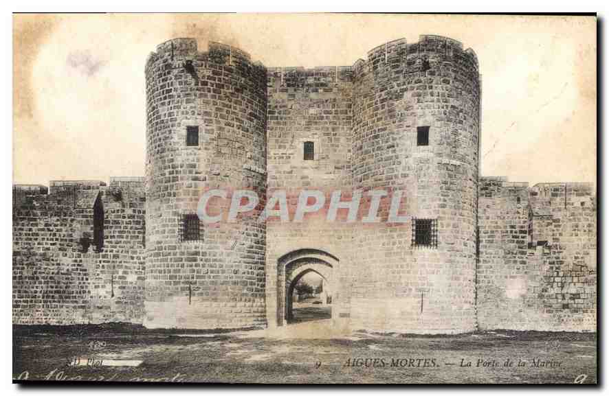 CPA Aigues Mortes La Porte de la Marine 
