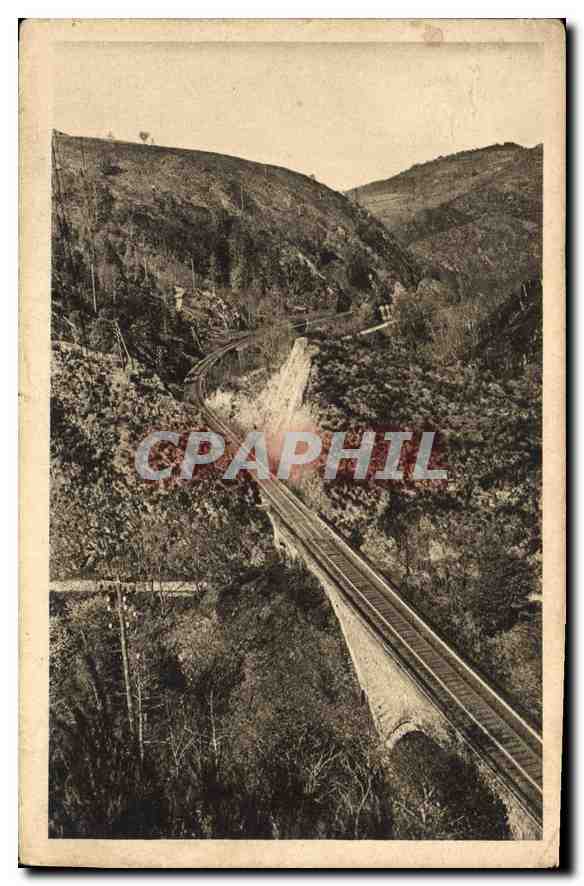 Le Cabran — MAURS-la-JOLIE (Cantal) — Photo M. Michel