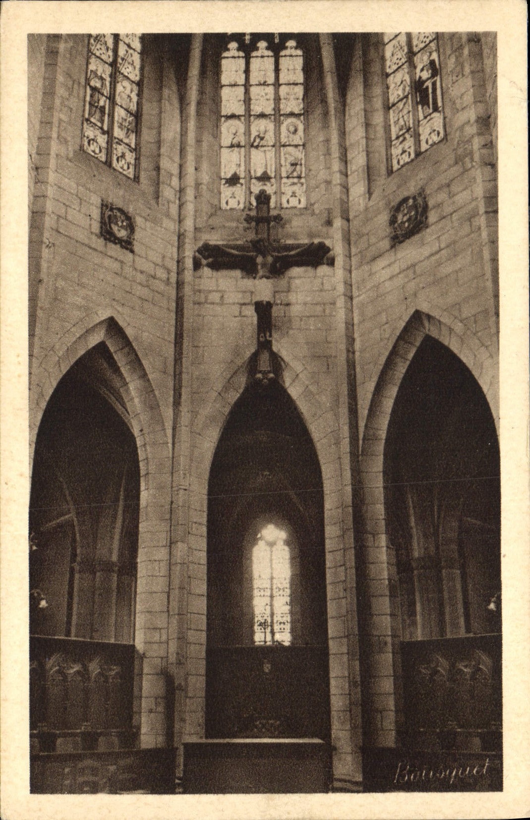 CPA Saint Flour Interieur de la Cathedrale Bon Dieu de Saint Flour Christ Noir 