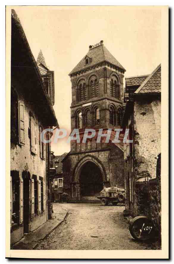 Salers (Cantal) — L'église (XVe siècle) — Les Éditions d'Art XVIII, Paris