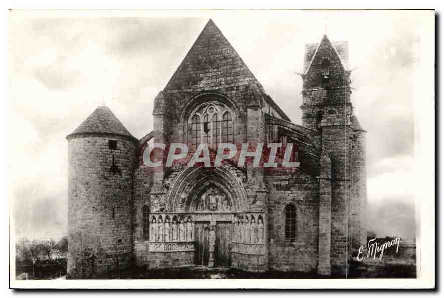 CPA Nangis S et M Ses Environs L'Eglise de Rampillon Facade occidentale 