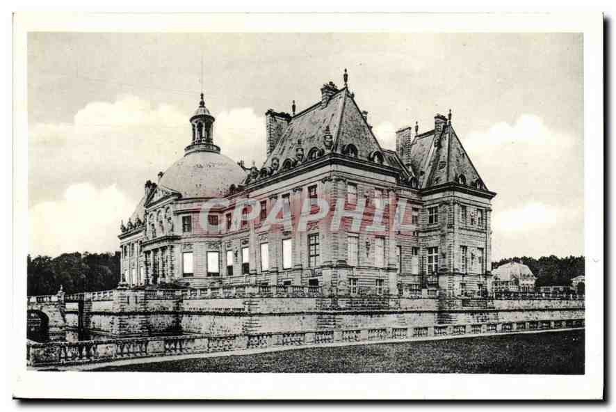 CPA Env de Melun Chateau de Vaux le Vicomte Facade sud est 