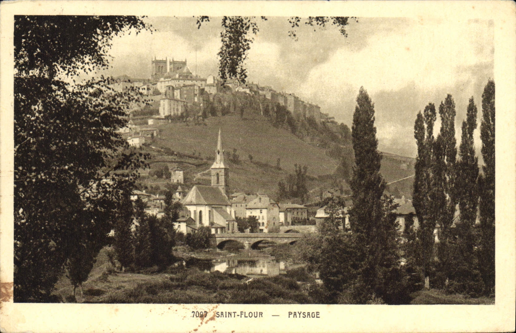 CPA Saint Flour Paysage 