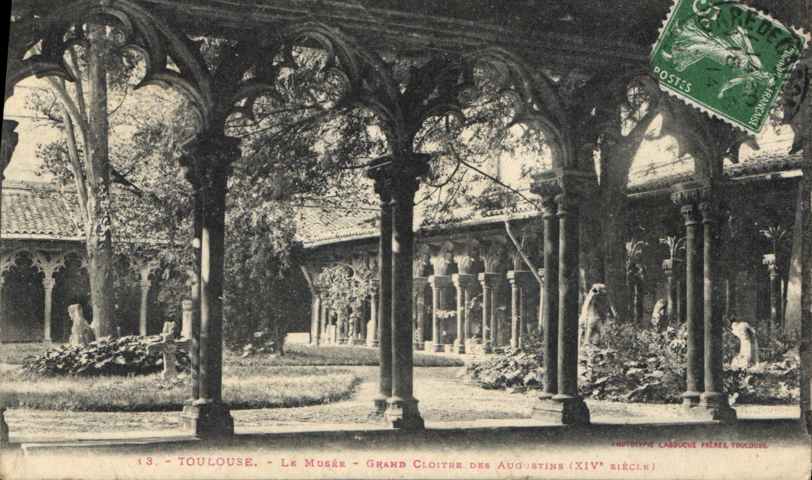 CPA Toulouse le Musee Grand Cloitre des Augustins 