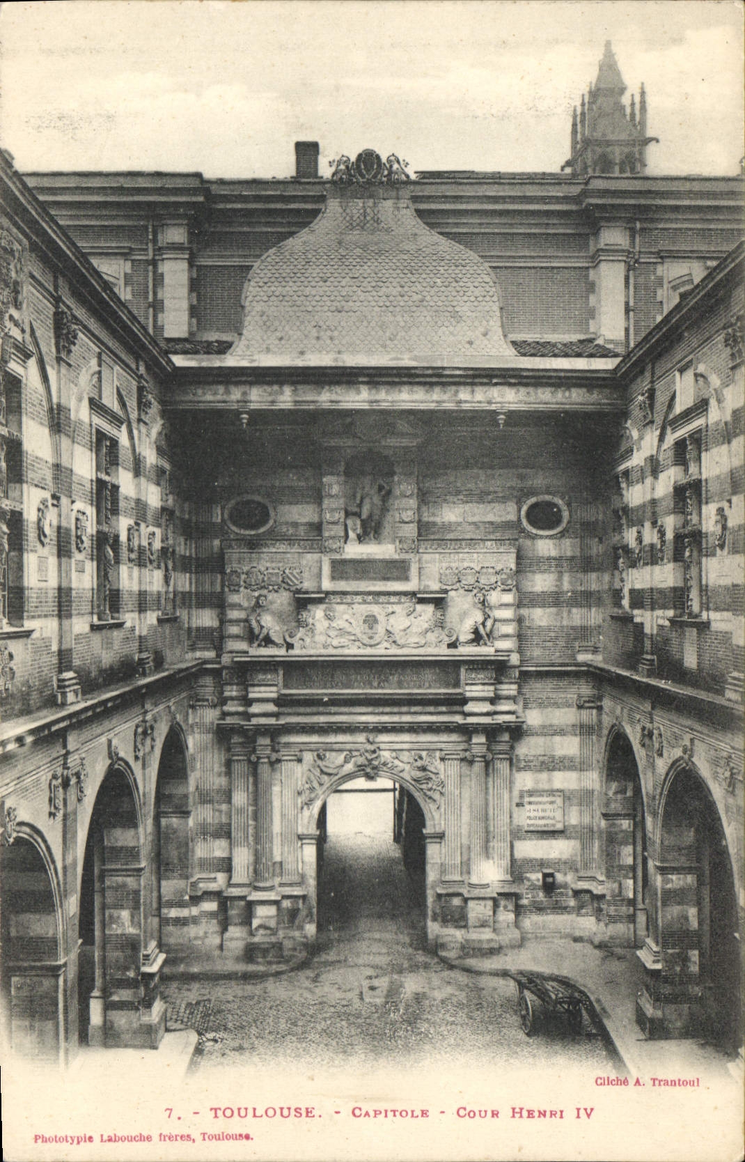 CPA Toulouse Capitole Cour Henri IV 