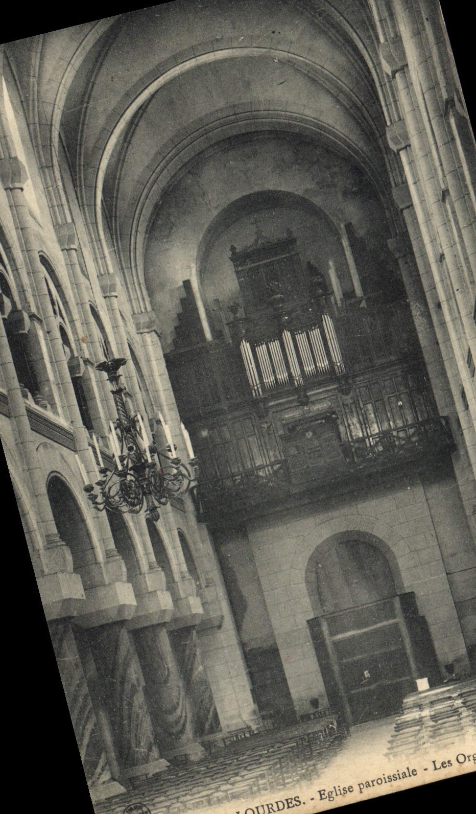 CPA Lourdes Eglise paroissiale Les orgues