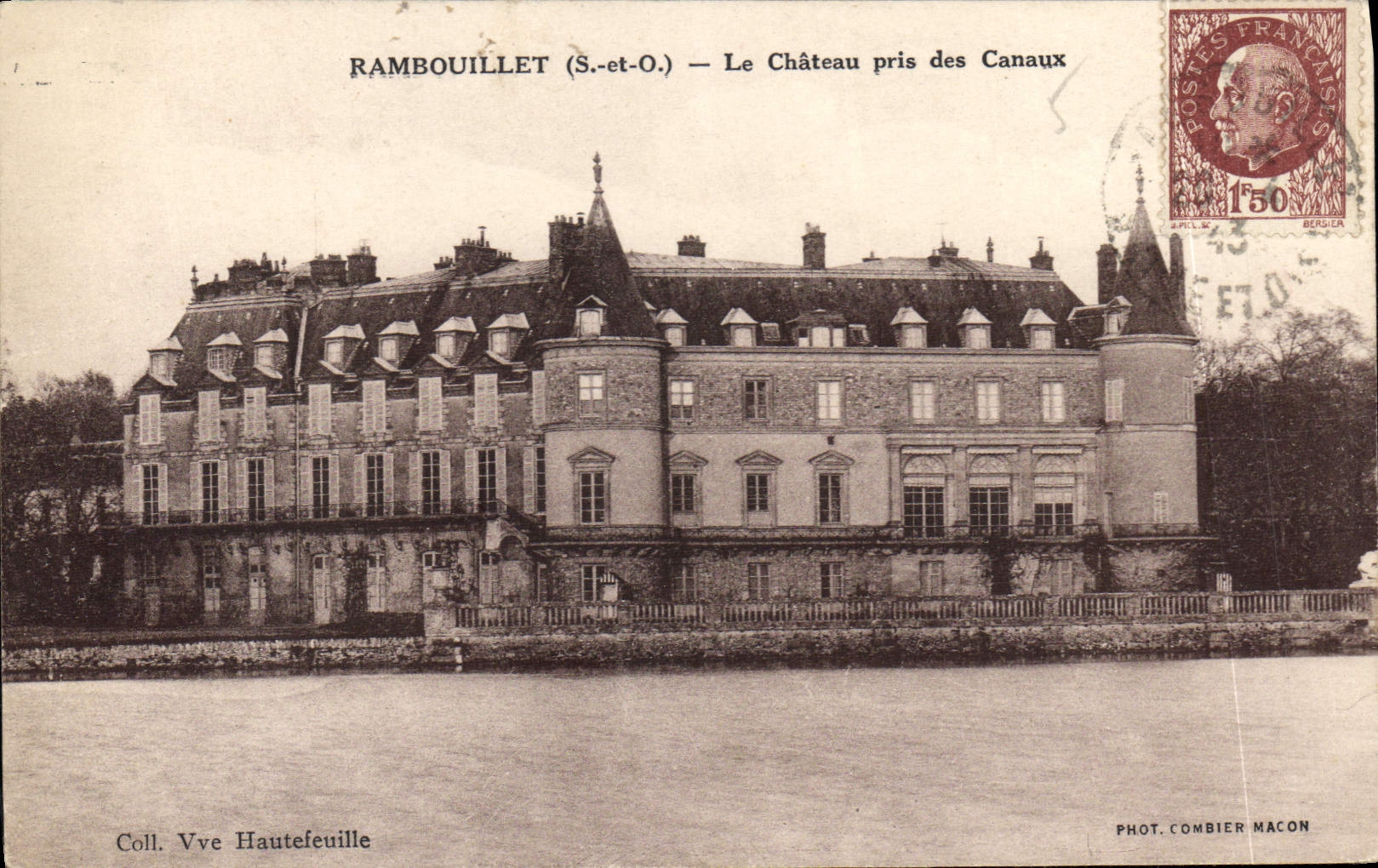 Rambouillet (S.-et-O.) — Le Château pris des Canaux — Phot. Combier Macon