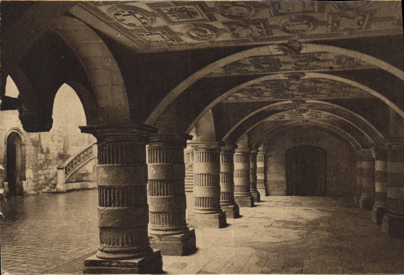La Rochelle — Hôtel de Ville - Galerie du Rez-de-Chaussée — Édition d'Art YVON, Paris