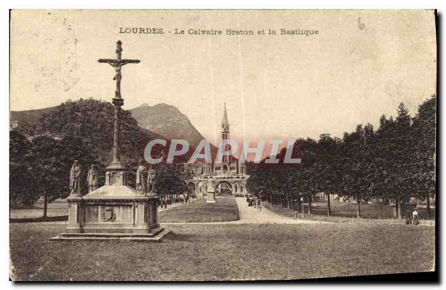 CPA Lourdes Le Calvaire Breton et la Basilique 