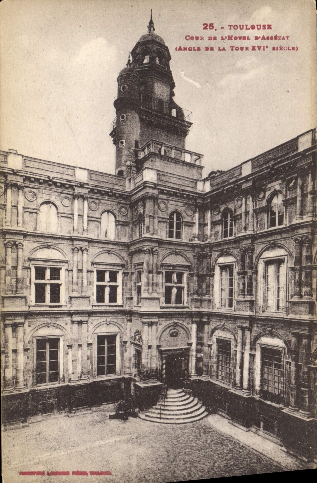 CPA Toulouse Cour de l'Hotel d'Assezat 